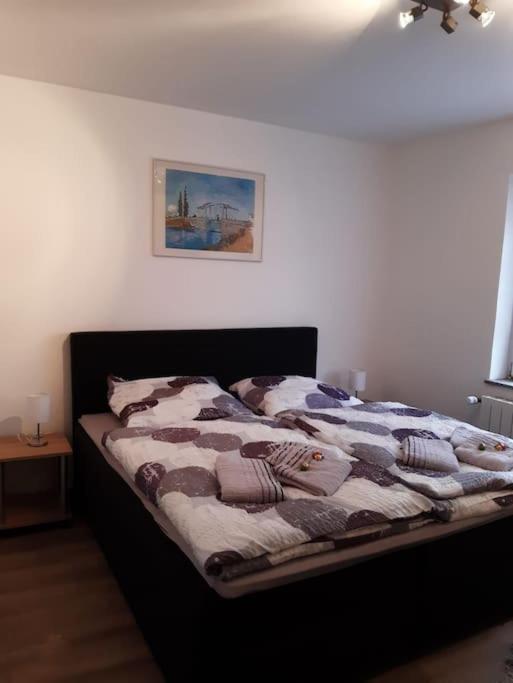 Ferienwohnung Philippi - Moselblick Mit Grosser Dachterrasse, 75 Qm, Hunde Willkommen 梅灵 外观 照片